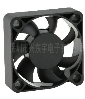 【舞台燈光散（sàn）熱風扇（shàn）】的安裝技巧